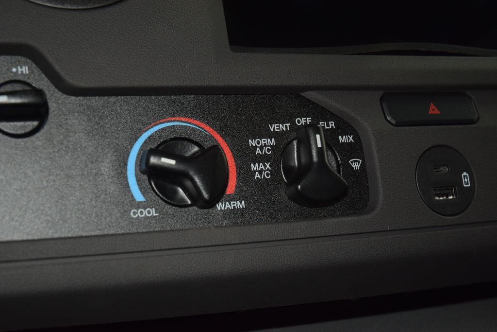 2025 Ford E-Series Cutaway E350 CUTAWAY * 7.3 V8 * KNAPHEIDE KUV * LIKE NEW! - 23018316 - 19