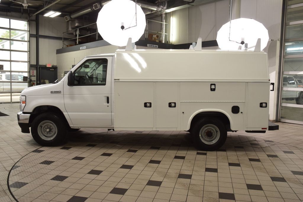 2025 Ford E-Series Cutaway E350 CUTAWAY * 7.3 V8 * KNAPHEIDE KUV * LIKE NEW! - 23018316 - 2