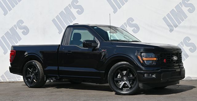 2025 Ford F-150 3/5 MaxTrac Lowering Kit with FOX Shocks Carbon Fiber - 22934910 - 2