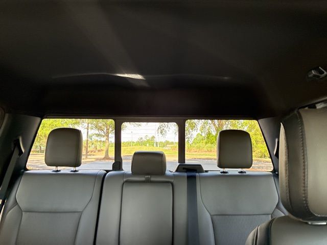 2025 Ford F-150 Lariat - 23018323 - 32