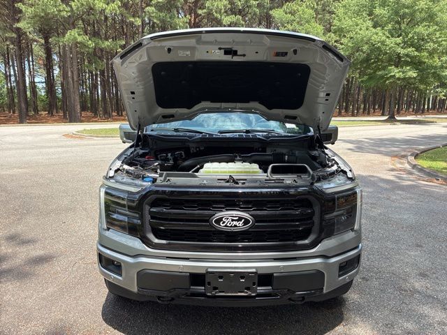 2025 Ford F-150 Lariat - 23024908 - 19