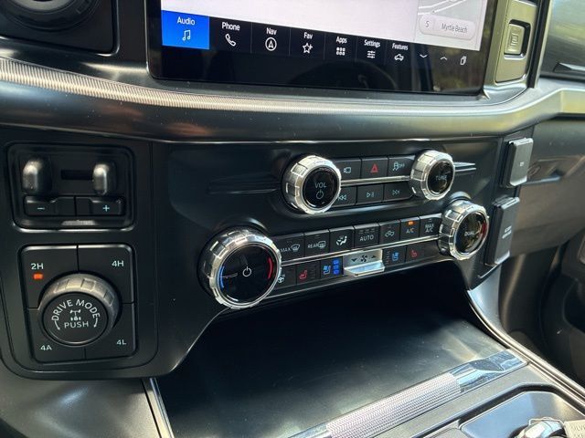 2025 Ford F-150 Lariat - 23024908 - 30