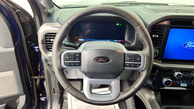2025 Ford F-150 LARIAT 4WD SuperCrew 5.5' Box w/ 501A, PowerBoost & Blk Appr Pkg - 23026814 - 12