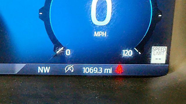 2025 Ford F-150 LARIAT 4WD SuperCrew 5.5' Box w/ 5.0L V8 Engine - 23017627 - 14