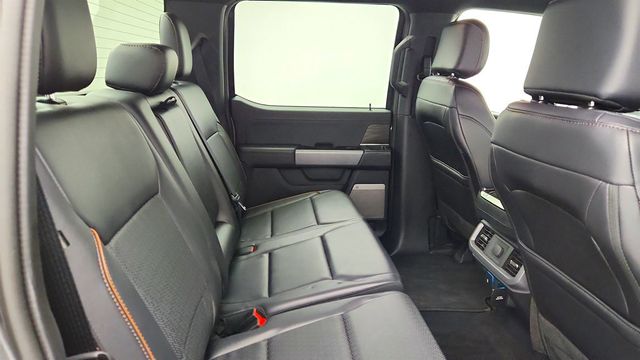 2025 Ford F-150 LARIAT 4WD SuperCrew 5.5' Box w/ 5.0L V8 Engine - 23017627 - 22