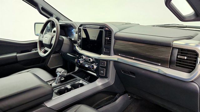 2025 Ford F-150 LARIAT 4WD SuperCrew 5.5' Box w/ 5.0L V8 Engine - 23017627 - 24