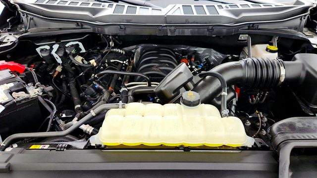 2025 Ford F-150 LARIAT 4WD SuperCrew 5.5' Box w/ 5.0L V8 Engine - 23017627 - 26