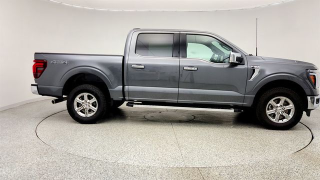2025 Ford F-150 LARIAT 4WD SuperCrew 5.5' Box w/ 5.0L V8 Engine - 23017627 - 3