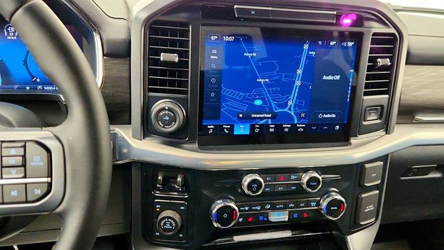 2025 Ford F-150 LARIAT 4WD SuperCrew 5.5' Box w/ Group 501A & Tow/Haul Package - 23017527 - 16