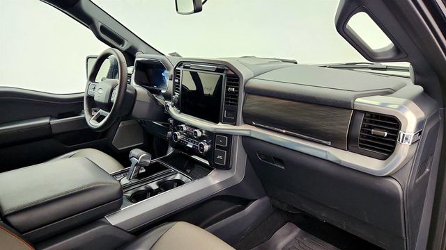 2025 Ford F-150 LARIAT 4WD SuperCrew 5.5' Box w/ Group 501A & Tow/Haul Package - 23017527 - 23