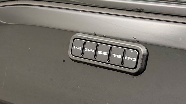 2025 Ford F-150 LARIAT 4WD SuperCrew 5.5' Box w/ Group 501A & Tow/Haul Package - 23017527 - 26