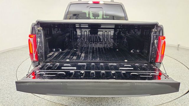2025 Ford F-150 LARIAT 4WD SuperCrew 5.5' Box with Equipment 501A and PowerBoost - 22960724 - 19