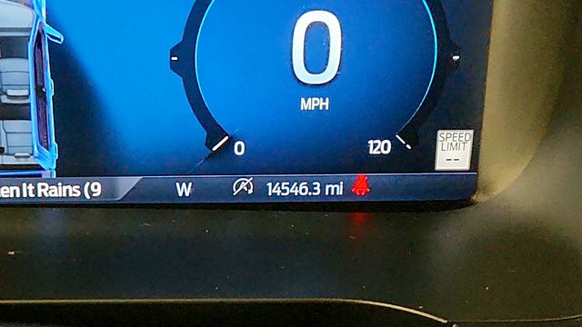 2025 Ford F-150 LARIAT 4WD SuperCrew 6.5' Box w/ Equip 502A, Hard Tonneau Cover - 23005730 - 14