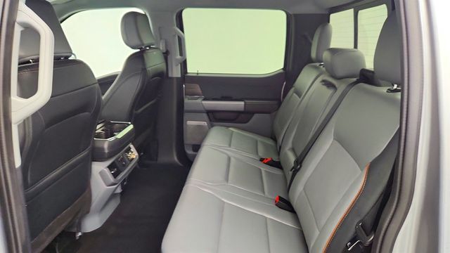 2025 Ford F-150 LARIAT 4WD SuperCrew 6.5' Box w/ Equip 502A, Hard Tonneau Cover - 23005730 - 20