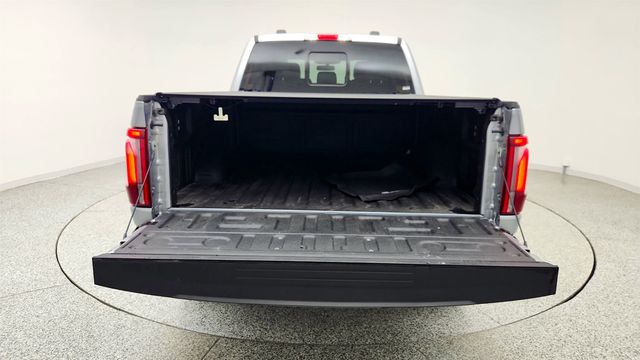 2025 Ford F-150 LARIAT 4WD SuperCrew 6.5' Box w/ Equip 502A, Hard Tonneau Cover - 23005730 - 21