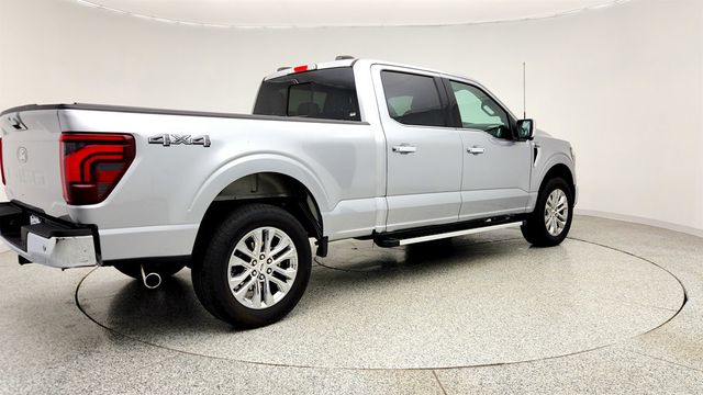 2025 Ford F-150 LARIAT 4WD SuperCrew 6.5' Box w/ Equip 502A, Hard Tonneau Cover - 23005730 - 4