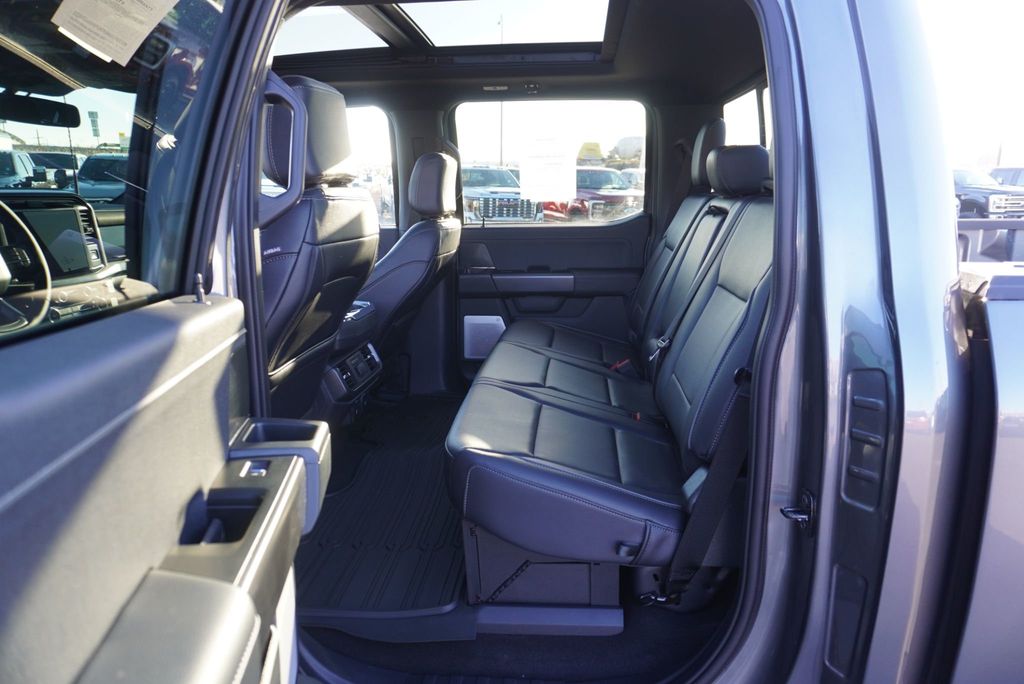 2025 Ford F-150 LARIAT SPORT - 22981023 - 24