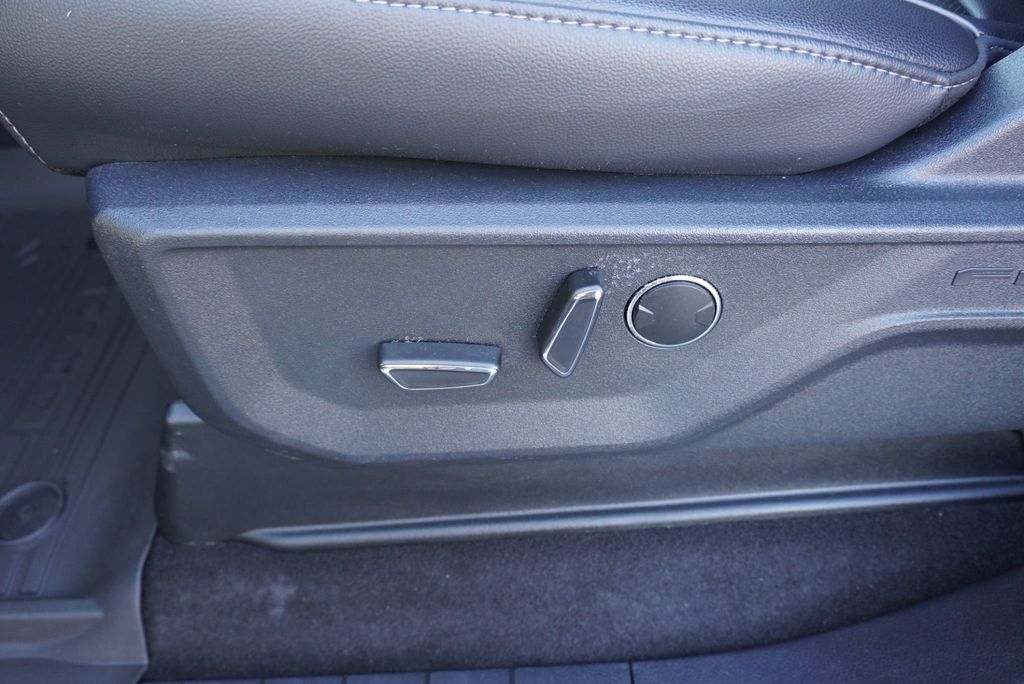 2025 Ford F-150 LARIAT SPORT - 22981023 - 29