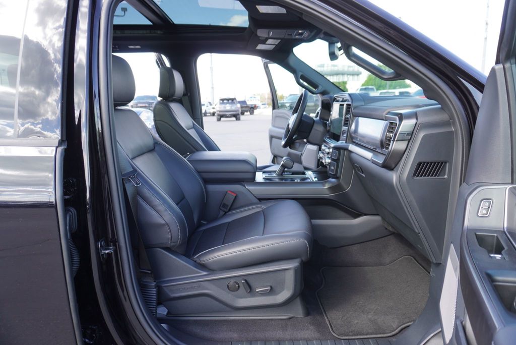 2025 Ford F-150 LARIAT SPORT - 23024263 - 22