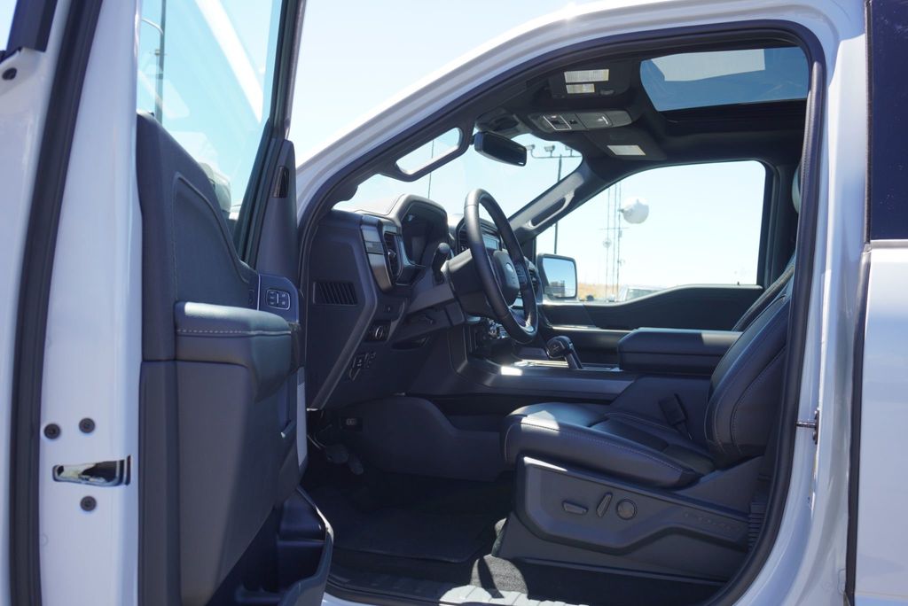 2025 Ford F-150 LARIAT SPORT - 23039677 - 20