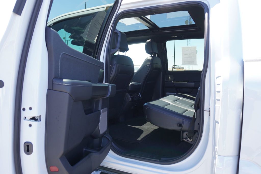 2025 Ford F-150 LARIAT SPORT - 23039677 - 21