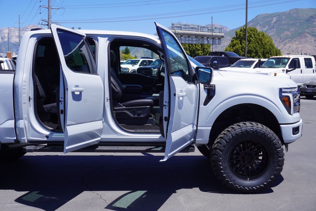 2025 Ford F-150 LARIAT SPORT - 23039677 - 25