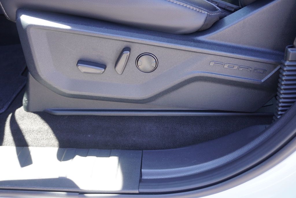 2025 Ford F-150 LARIAT SPORT - 23039677 - 27