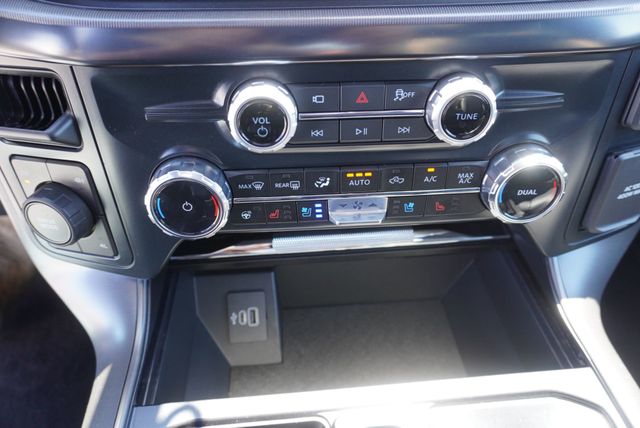 2025 Ford F-150 LARIAT SPORT - 23039677 - 42