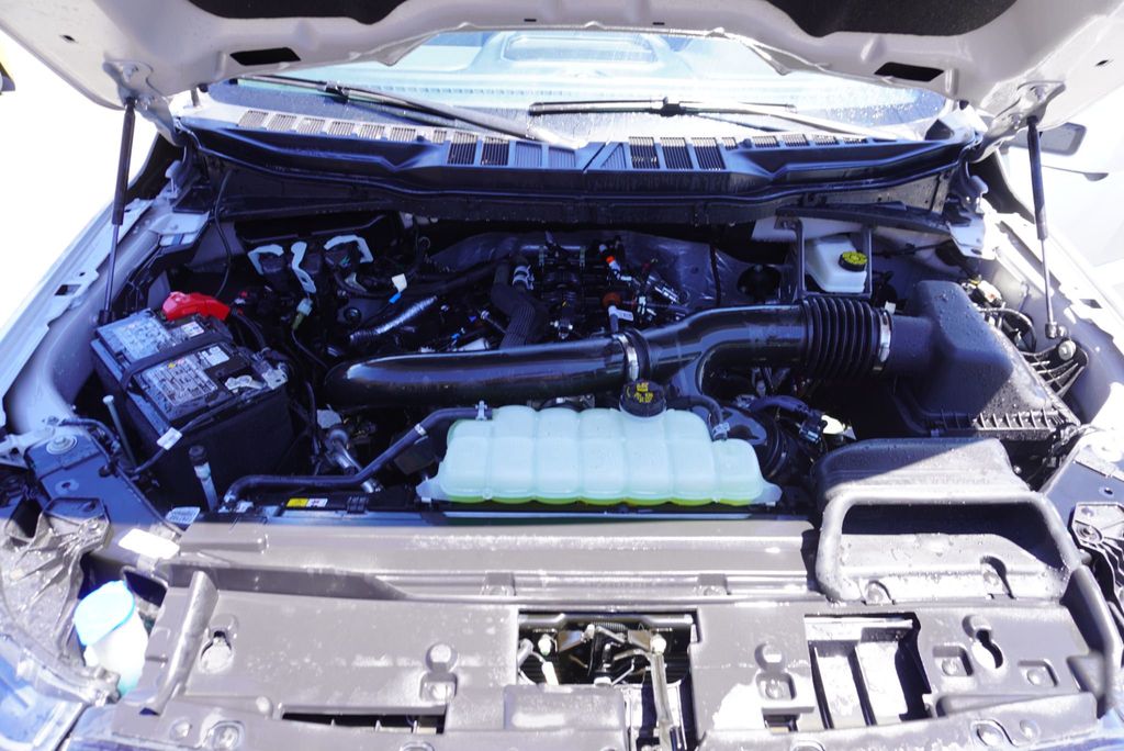 2025 Ford F-150 LARIAT SPORT - 23039677 - 46