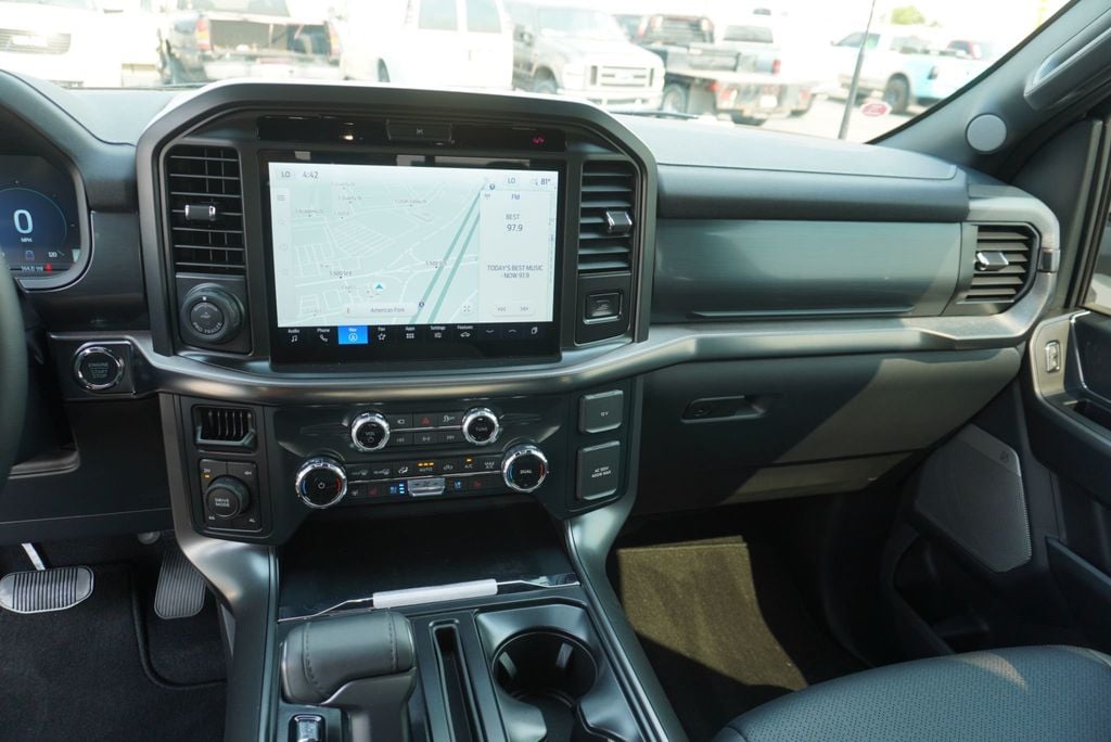 2025 Ford F-150 LARIAT SPORT - 23046566 - 29