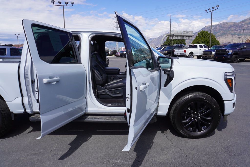 2025 Ford F-150 LARIAT SPORT - 23073617 - 22