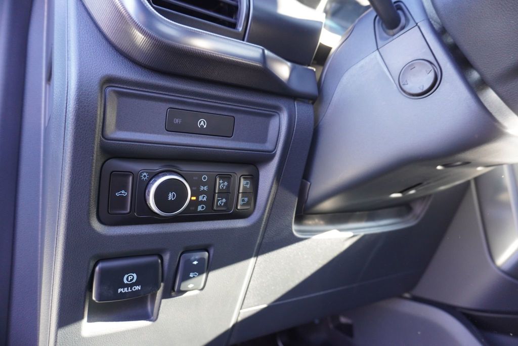 2025 Ford F-150 PLATINUM - 22979810 - 28