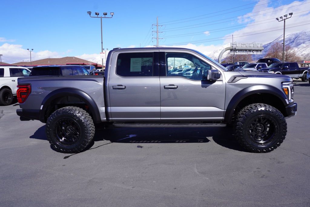 2025 Ford F-150 RAPTOR - 22775896 - 13