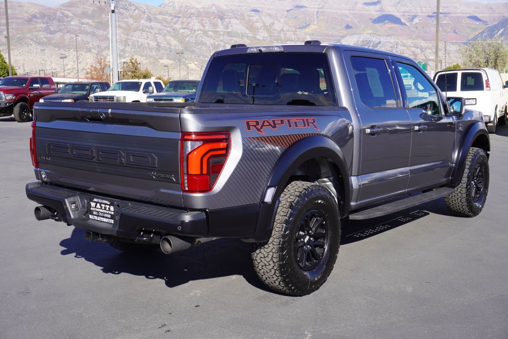 2025 Ford F-150 Raptor photo 11