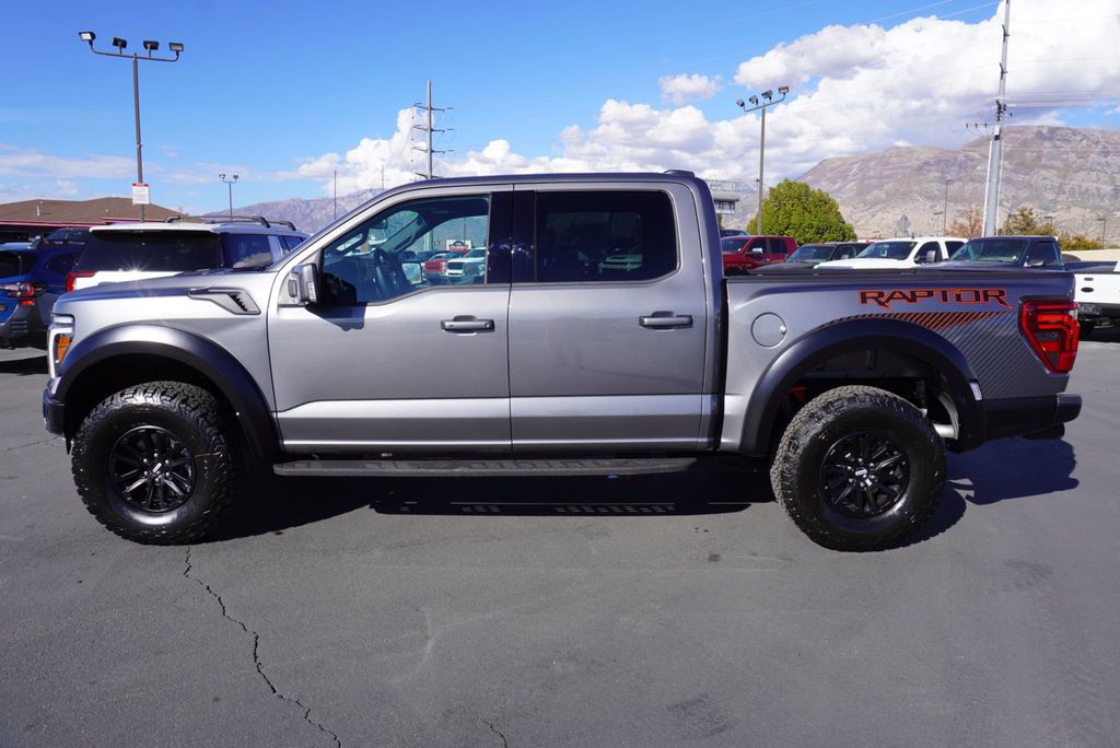 2025 Ford F-150 Raptor photo 6