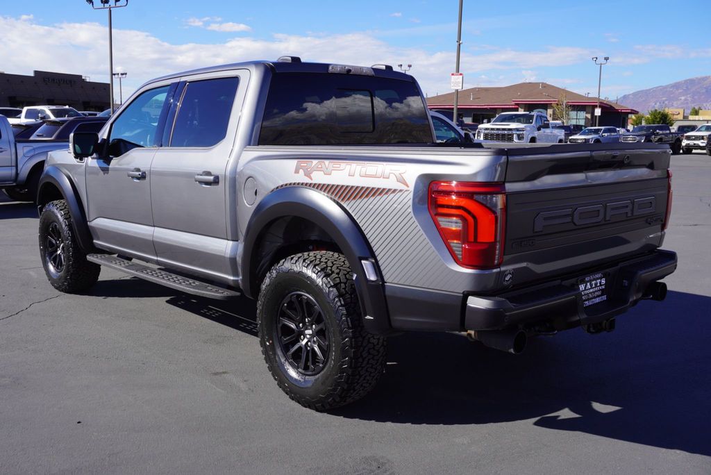 2025 Ford F-150 Raptor photo 7