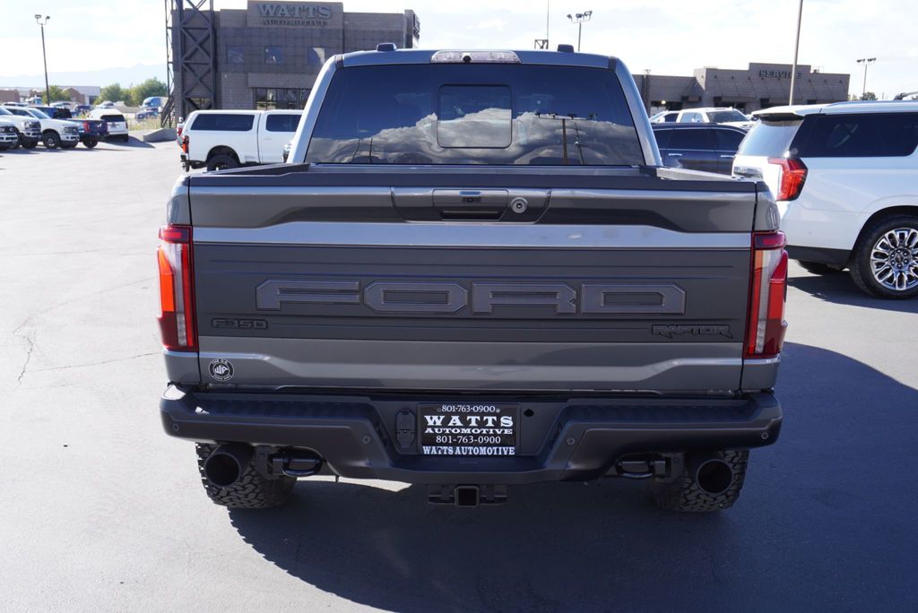 2025 Ford F-150 Raptor photo 8