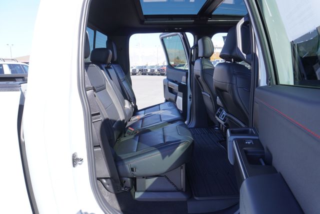 2025 Ford F-150 RAPTOR - 22939469 - 24