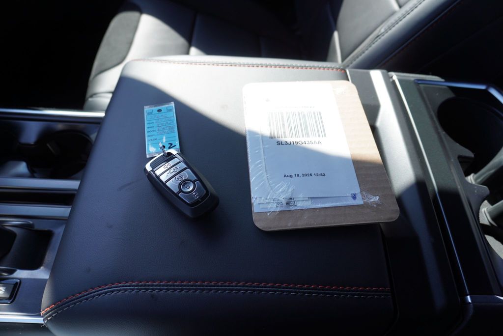 2025 Ford F-150 RAPTOR - 22939469 - 50