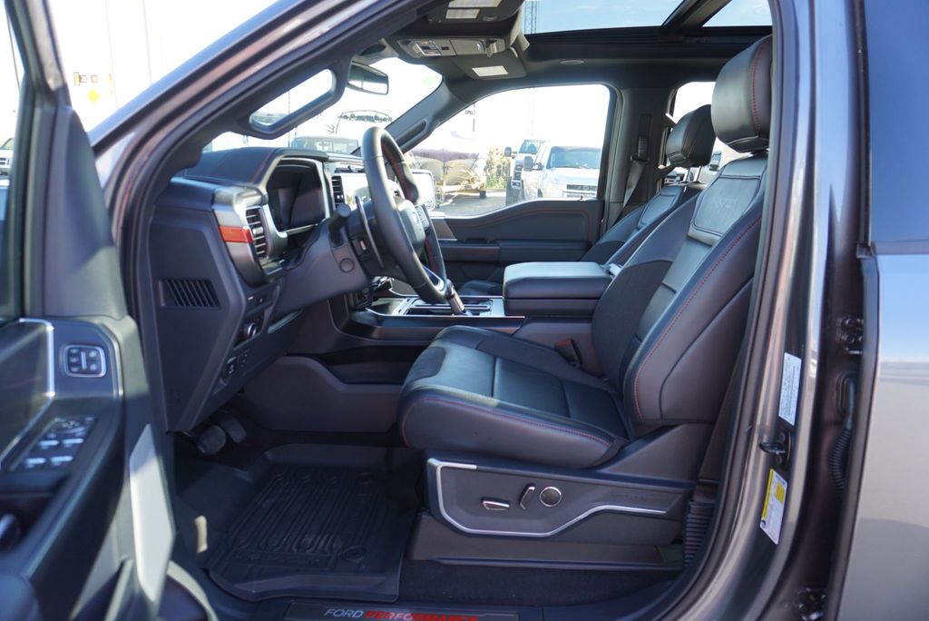 2025 Ford F-150 RAPTOR - 22948035 - 21