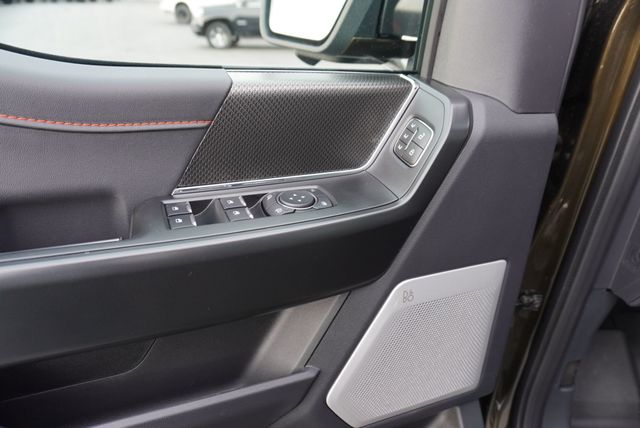 2025 Ford F-150 RAPTOR - 22963662 - 24