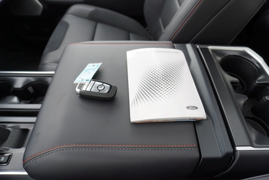 2025 Ford F-150 RAPTOR - 22963662 - 47