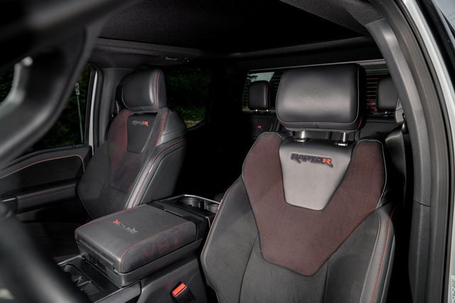 2025 Ford F-150 Raptor 4WD SuperCrew 5.5' Box - 23052750 - 12