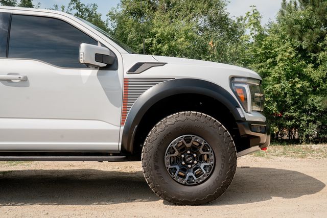 2025 Ford F-150 Raptor 4WD SuperCrew 5.5' Box - 23052750 - 17