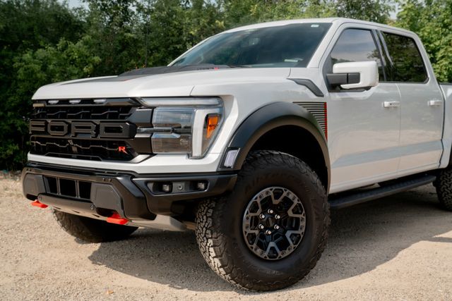 2025 Ford F-150 Raptor 4WD SuperCrew 5.5' Box - 23052750 - 22