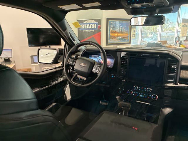 2025 Ford F-150 Raptor 4WD SuperCrew 5.5' Box - 23010535 - 23