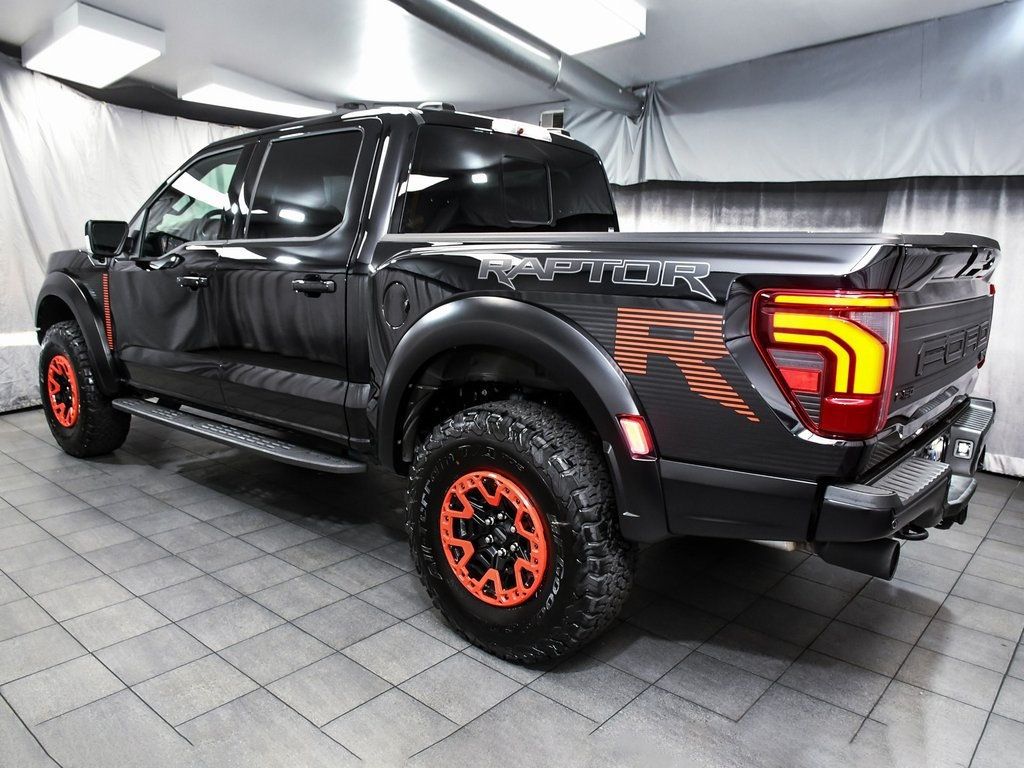 2025 Ford F-150 Raptor photo 4