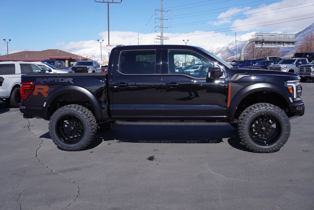 2025 Ford F-150 RAPTOR R - 22775932 - 13