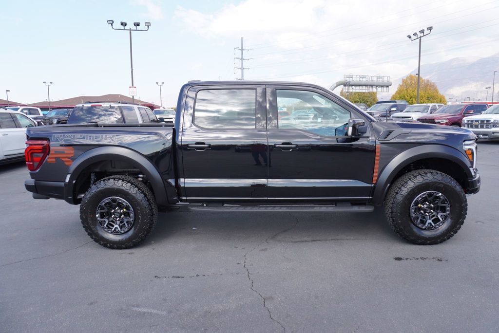 2025 Ford F-150 RAPTOR R - 22936180 - 13