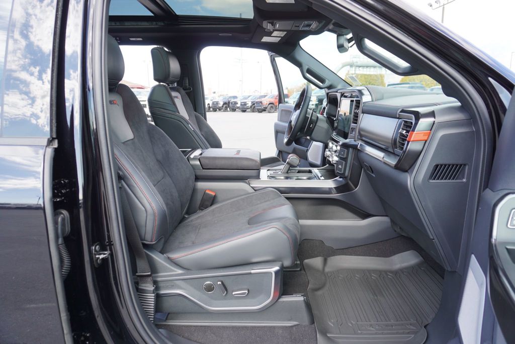 2025 Ford F-150 RAPTOR R - 22936180 - 24